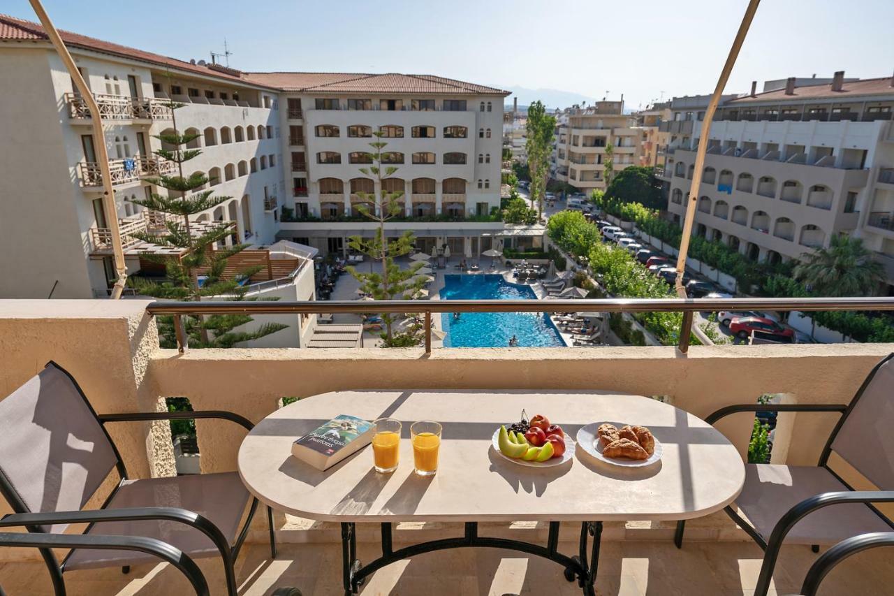 Sol & Mare - Beach Front Rethymno  Exterior photo